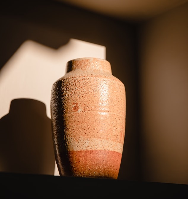 A resting urn