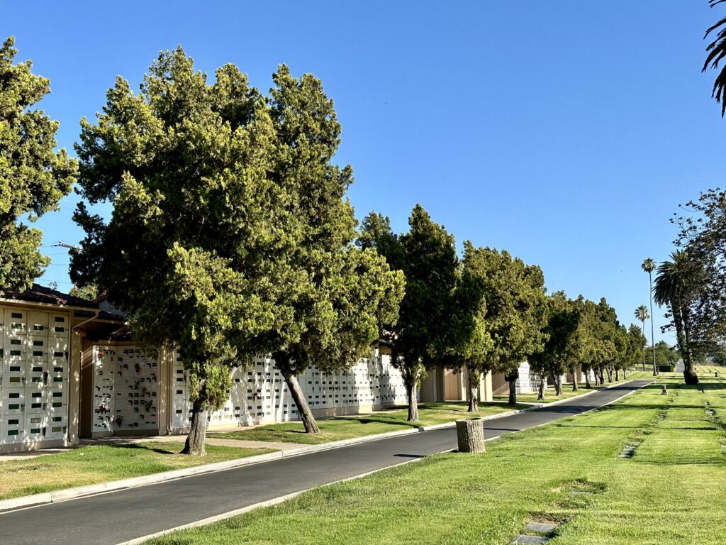 Del Prado Mausoleum, Inglewood Park