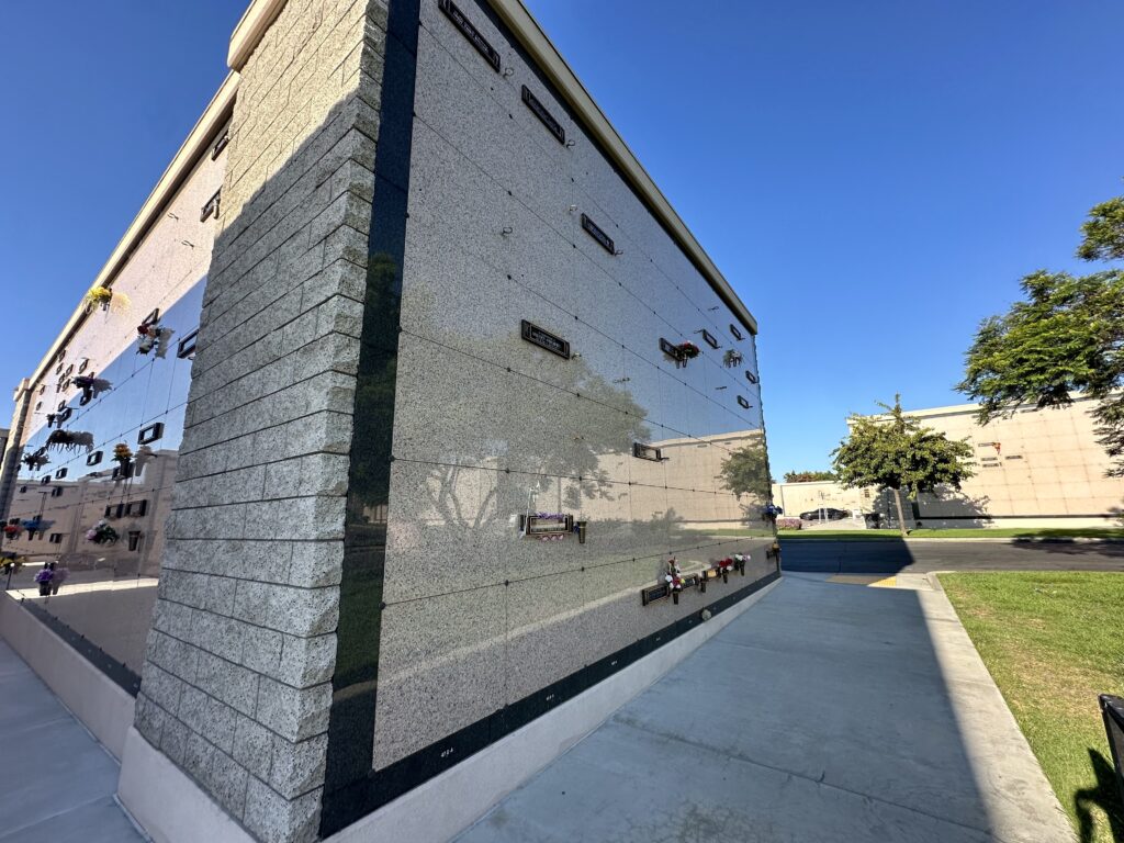 Grandview Mausoleum, Building D