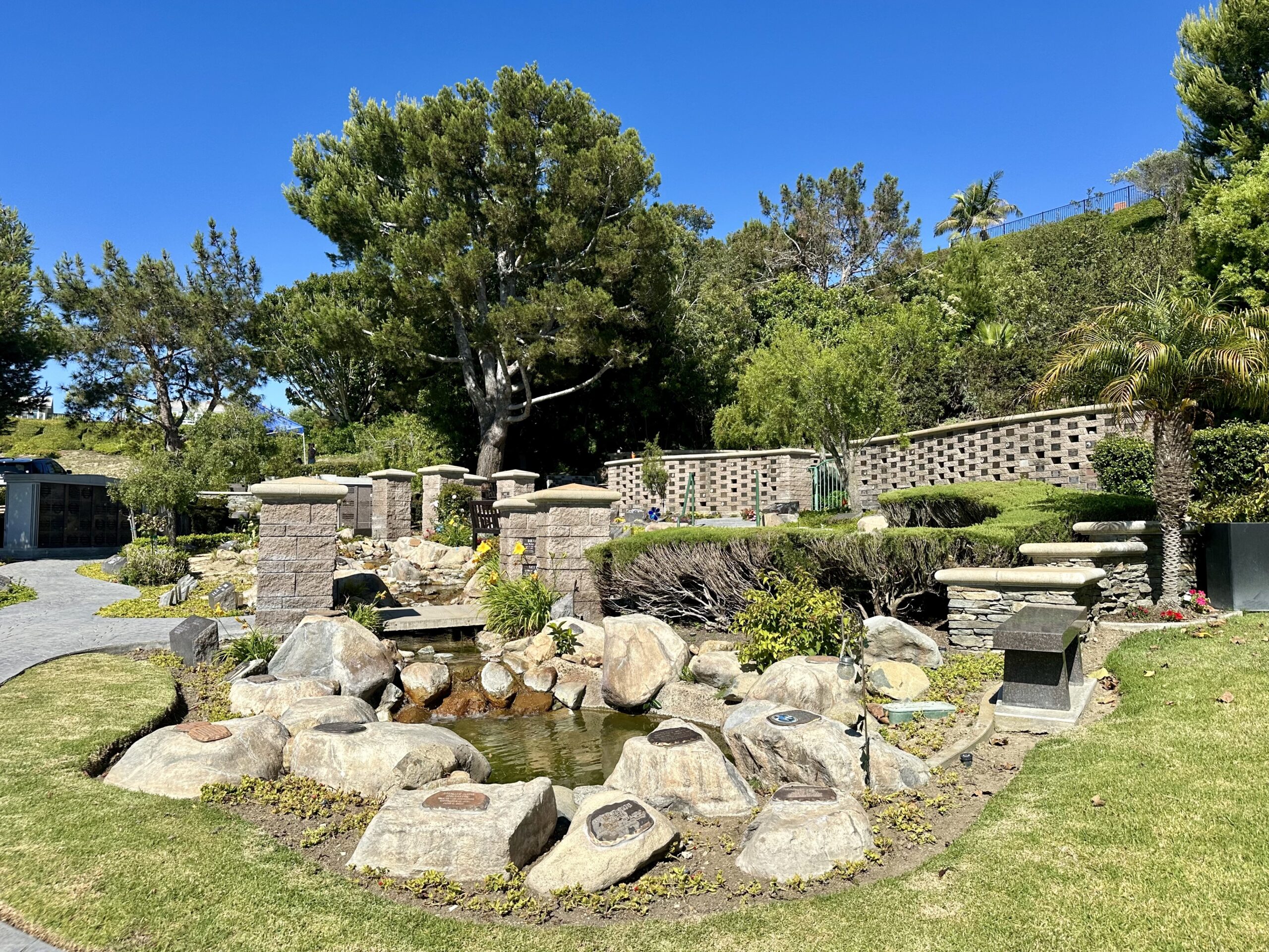 Companion deluxe gated niche in Reflection Cremation Gardens