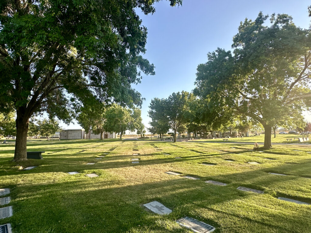 Rose Lawn, Desert View Memorial Park, Victorville