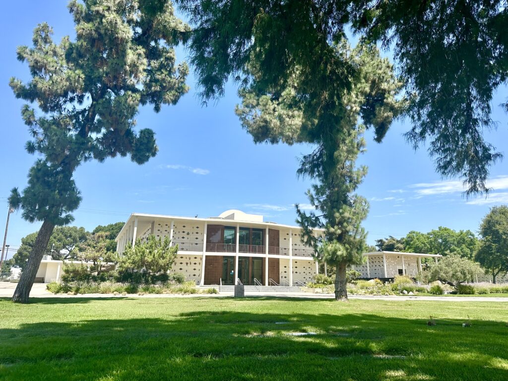 Lakeview Mausoleum, Rose Hills Memorial Park