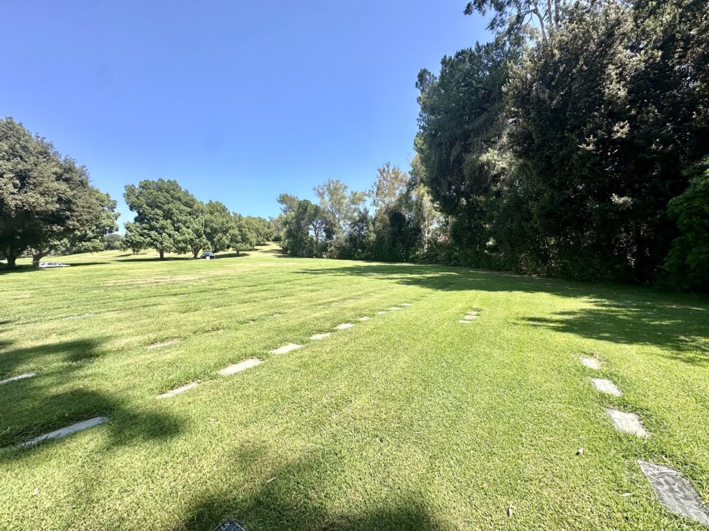 South Lawn, Rose Hills Memorial Park