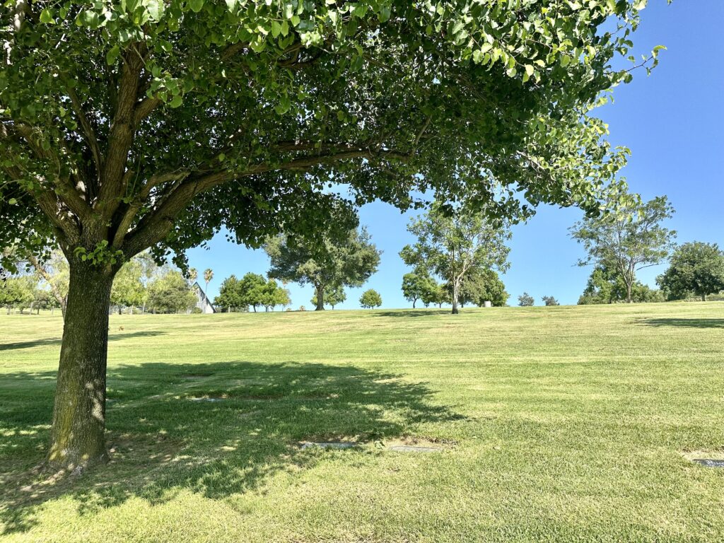 Garden of Serenity, Rose Hills Memorial Park