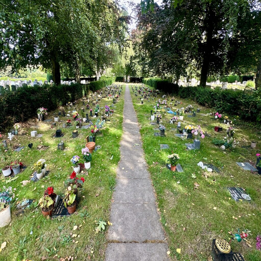 Bayer Cemetery Brokers blog Avoid cemetery plot scams grave photo 3 Bayer Cemetery Brokers blog Avoid cemetery plot scams grave photo 3