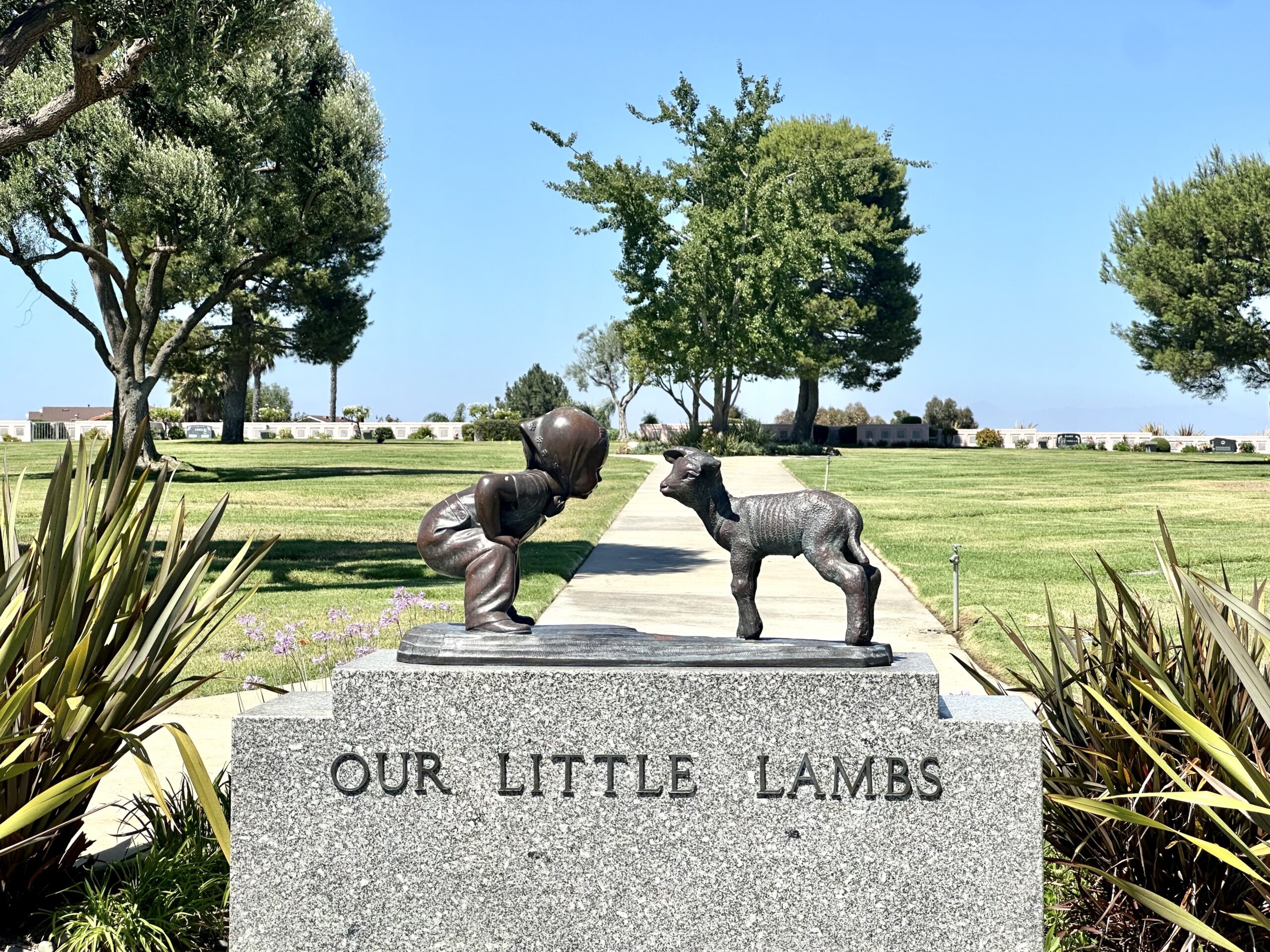 Single grave space in Babyland