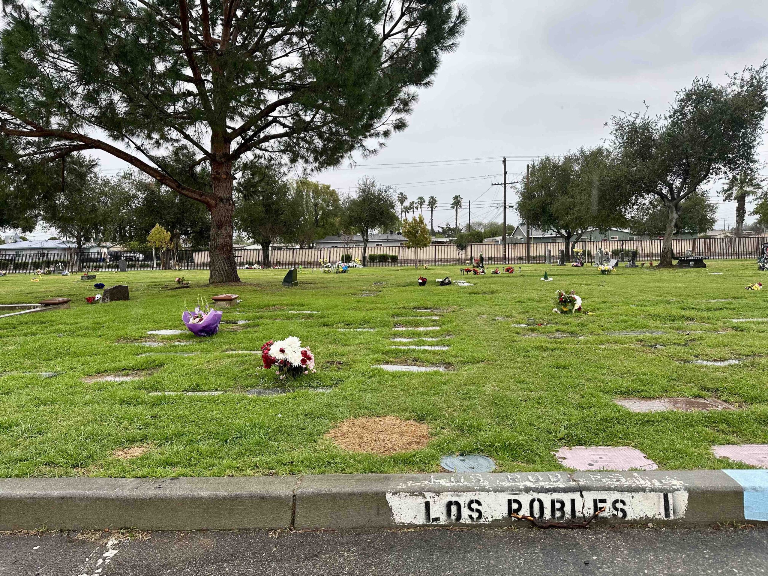 Double grave in Los Robles