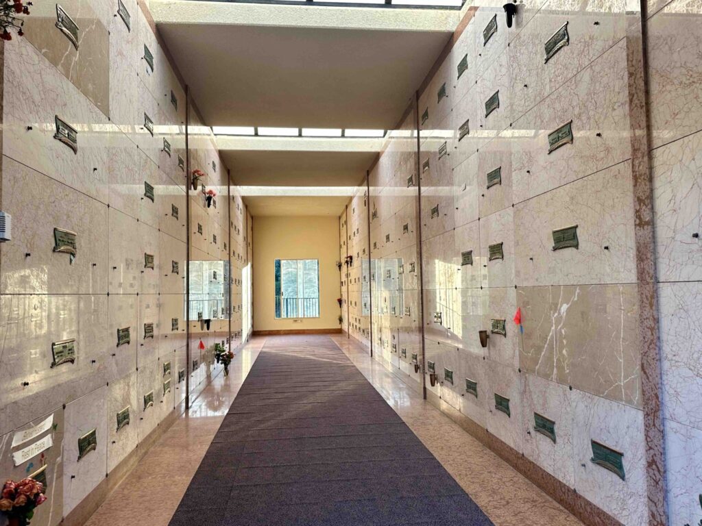 Bayer Cemetery Brokers Glen Abbey Memorial Park Cemetery Bonita Sleepy Hallow Mausoleum Corridor of Sunshine