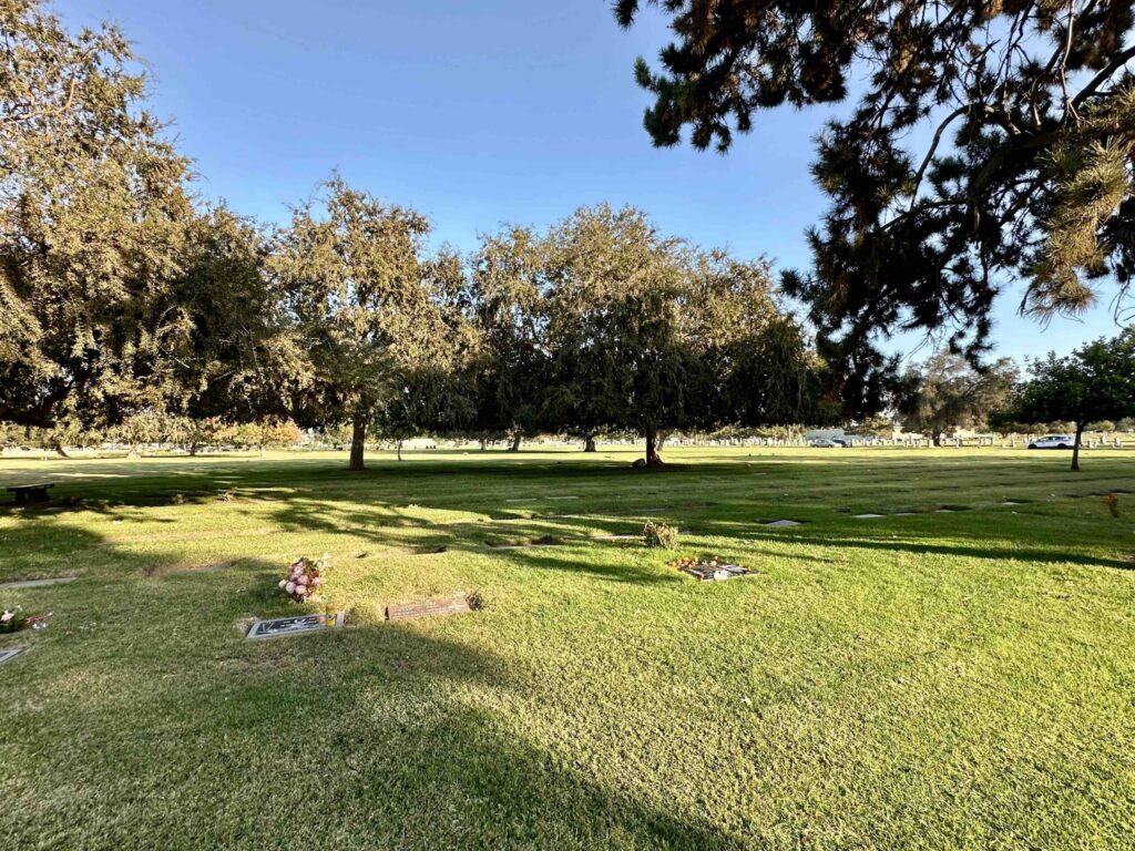 Bayer Cemetery Brokers Oakdale Memorial Park Glendora Elm Lawn