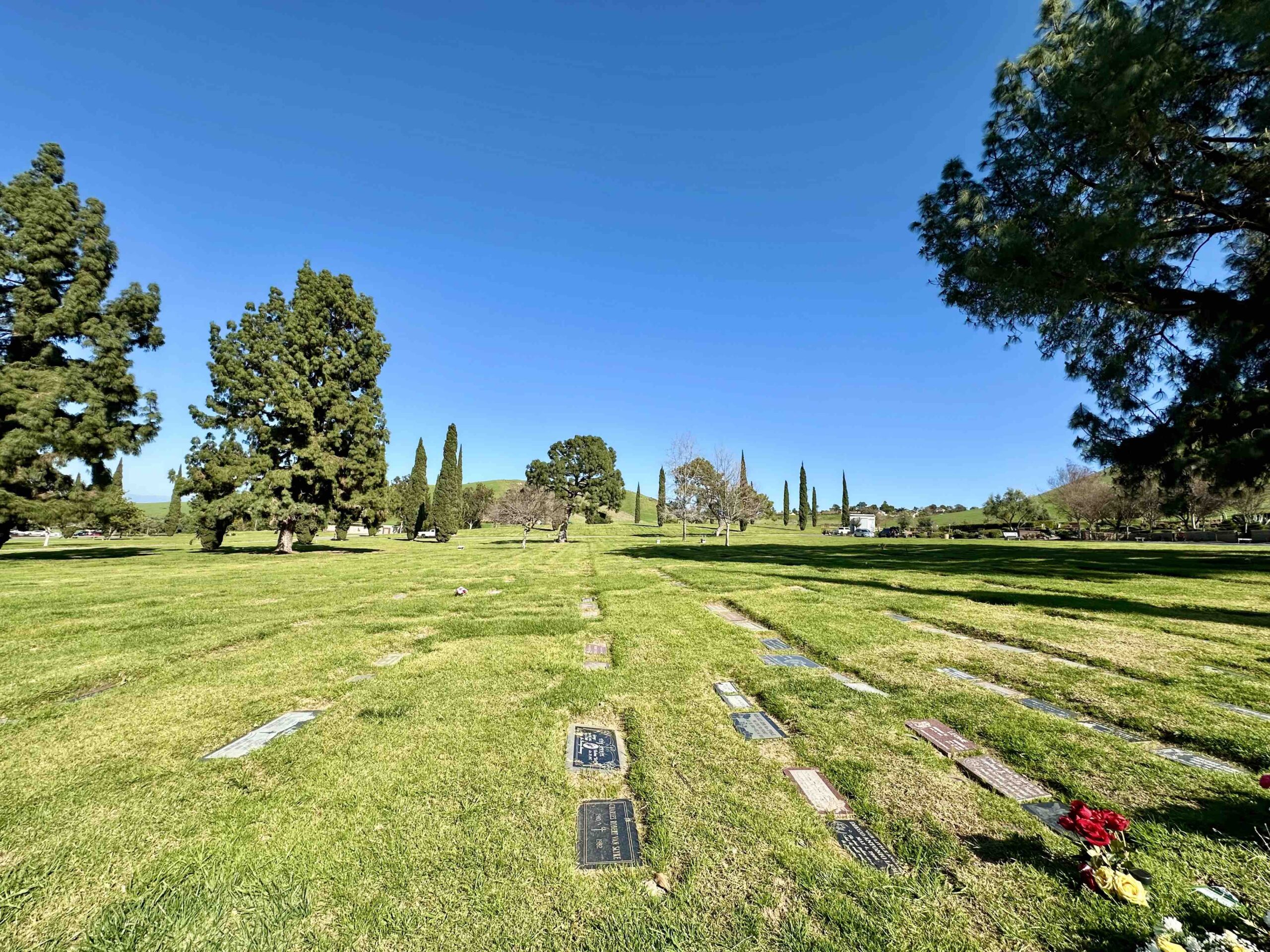 Three grave spaces in Vesperland