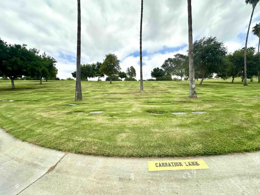 Carnation Lawn Rose Hills Memorial Park Whittier-Bayer Cemetery Brokers