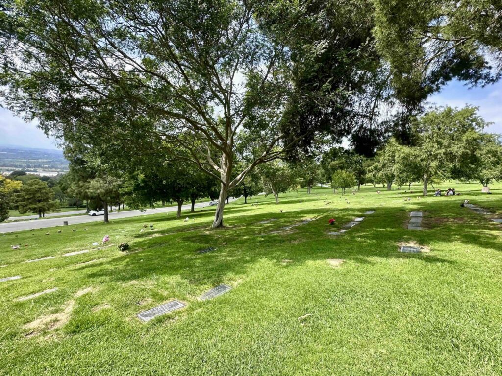 Garden of Commemoration Rose Hills Memorial Park Whittier-Bayer Cemetery Brokers