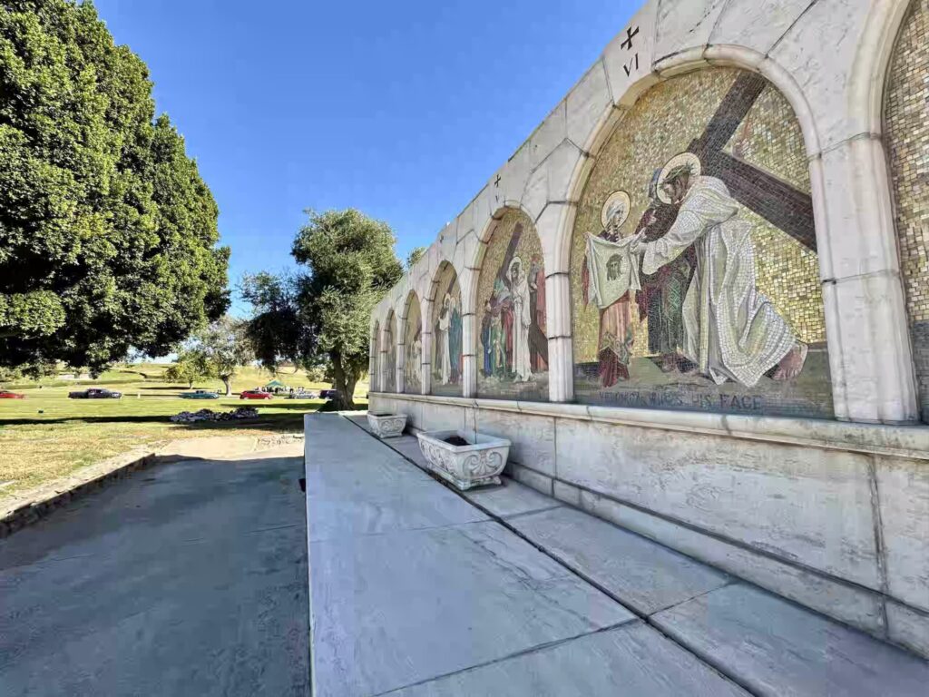 Green-Acres-Memorial-Park-Bloomington-Garden-Of-The-Resurrection-Bayer-Cemetery-Brokers