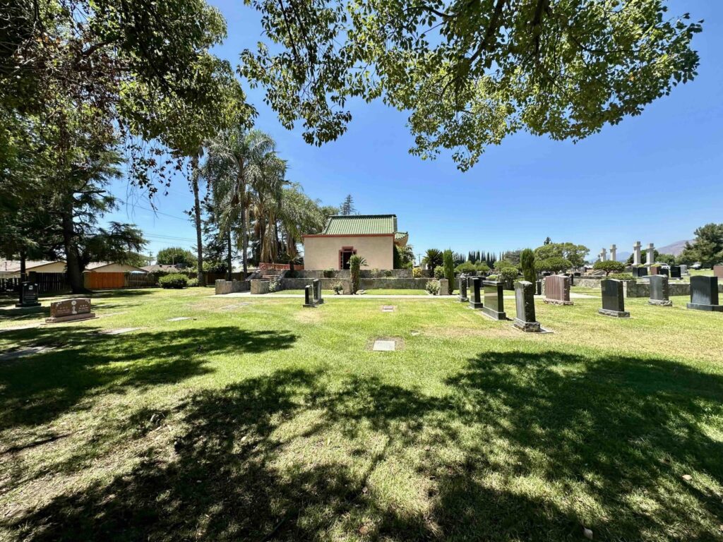 Garden of Prosperity Turner and Stevens Live Oak Memorial Park Monrovia - Bayer Cemetery Brokers