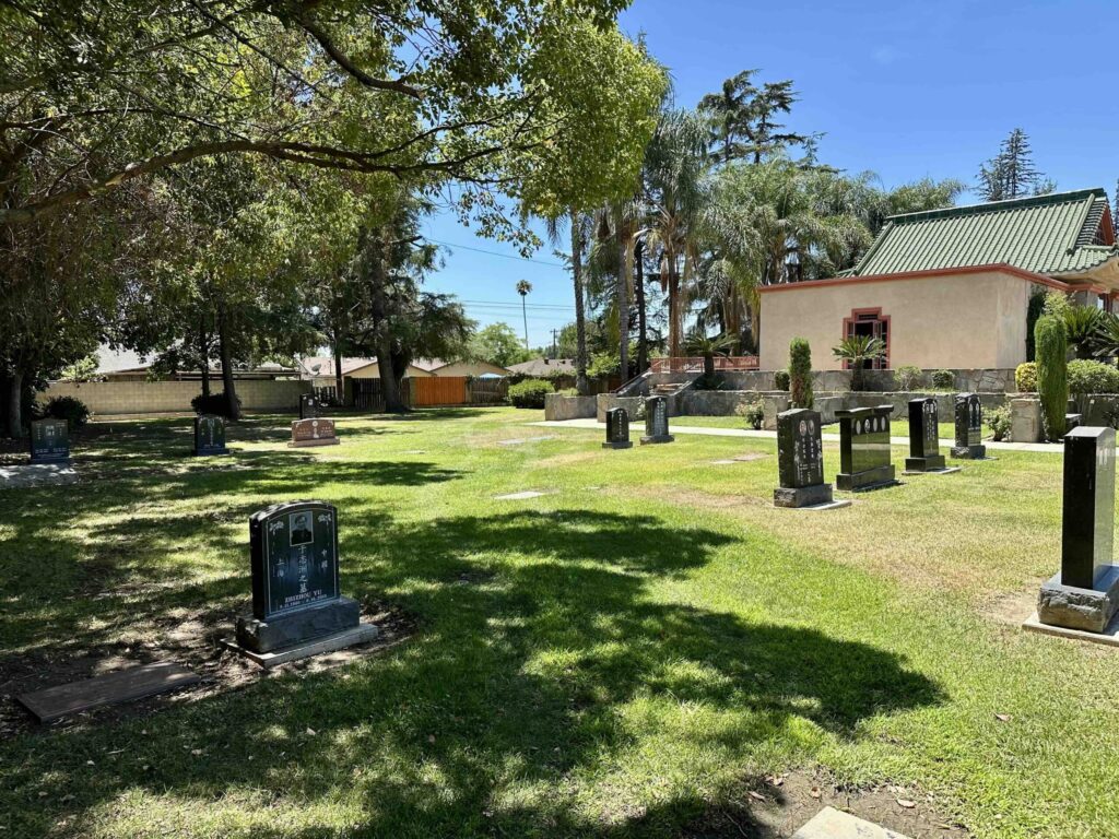 Garden of Prosperity Turner and Stevens Live Oak Memorial Park Monrovia - Bayer Cemetery Brokers
