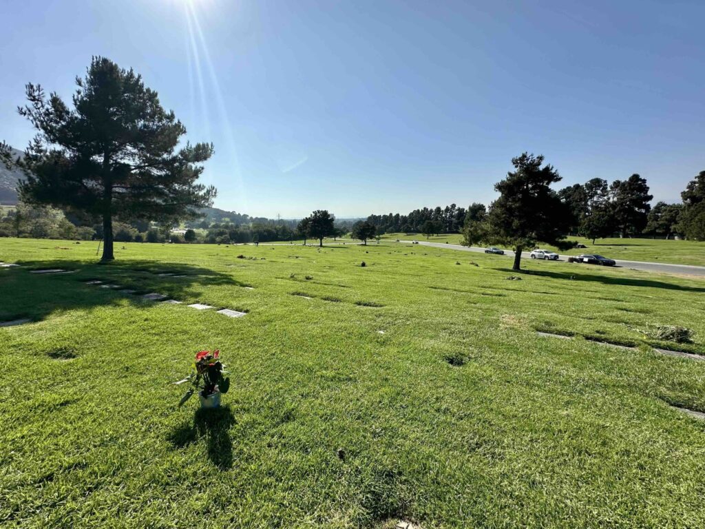 Peaceful Memory Forest Lawn Memorial Park Hollywood Hills-Bayer Cemetery Brokers