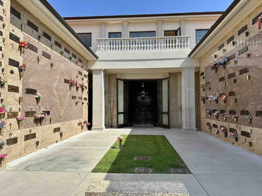 Park View Terrace Green Hills Memorial Park - Rancho Palos Verdes Bayer Cemetery Brokers