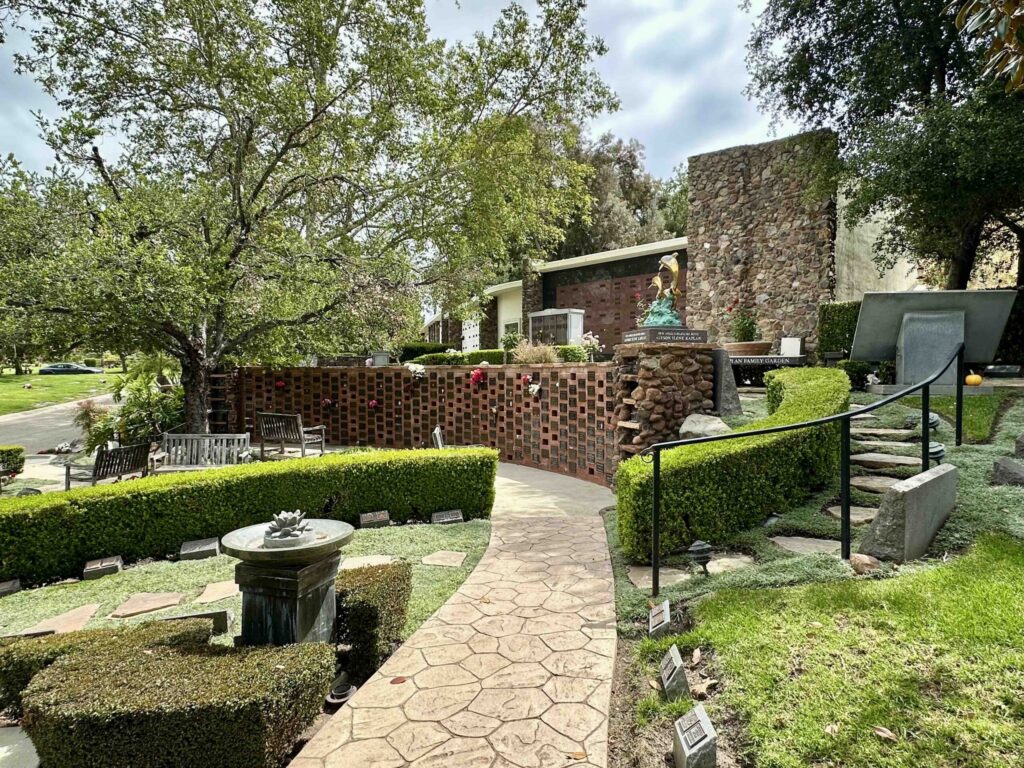 Valley Oaks Memorial Park Pierce Brothers Westlake Village Garden of Reflection Bayer Cemetery Brokers